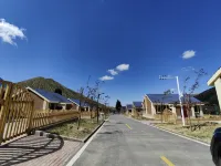 Wusu Mountain View, Mountai View conqueror Dushanzi Post Station (Duku Highway Store)