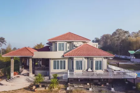 Le Best Pool Villa Chiangmai Отели рядом с достопримечательностью «dorm Maejo University»