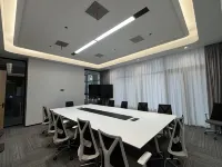 Tongling Tianjing Lake Jinling Jialong Hotel