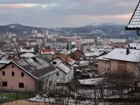 Cozy 1 bedroom apartment, AC, private parking, kitchenette, bathroom, etc Hotels in Doboj