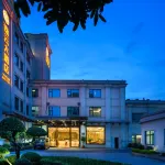 Yiyun Hotel (Guangzhou Baiyun International Airport) Hotels near Jinhuiyuan Shopping Plaza