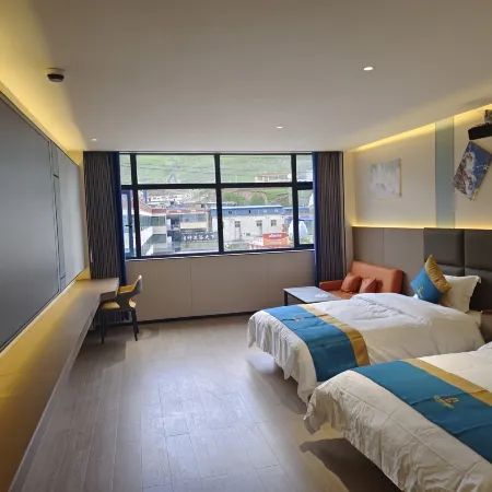 WANDA CITY HOTEL