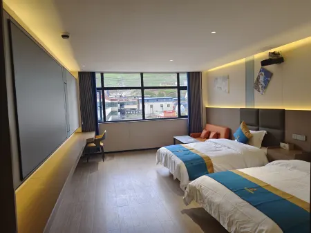 WANDA CITY HOTEL Отели в г. Бацинь