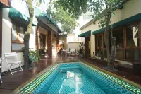 Luyan Lushanli Homestay (Yuelu Mountain University Town) - Rooftop Pools