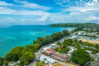 Meet Holiday Hotel-Rawai Hotels near Kata Night Market
