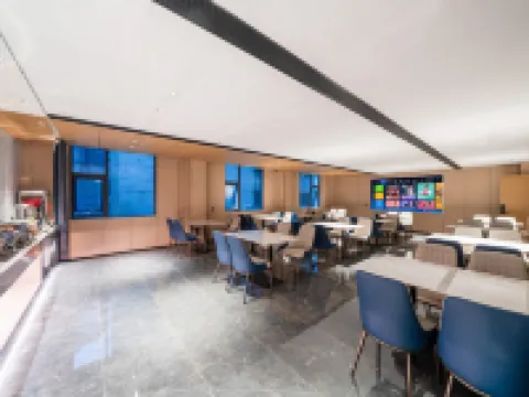 澳斯蘭德國際飯店（汕尾二馬路美食街信利廣場店） 汕尾住宿飯店