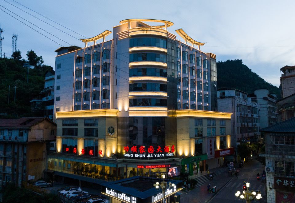 hotel overview picture