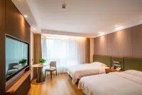 Jingya Hotel (Qiqihar South Station Hecheng Park) Hotels in Qiqihar South Station
