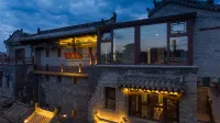 Lao Chenggen Courtyard Homestay (Daiwangfu Store in Datong Ancient City)