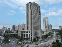 素居飯店（上海嘉定北地鐵站日月光店） 北水灣體育公園附近的飯店