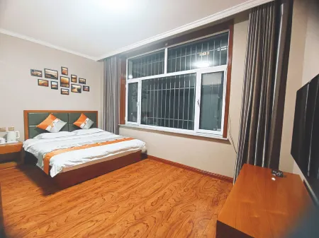 Taiwusi banner lane to homestay Отели в г. Тайпусици