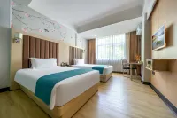 Jing Chen Holiday Hotel (Xilin Yingbin Road) Hotels near Xilin Martyrs' Cemetery