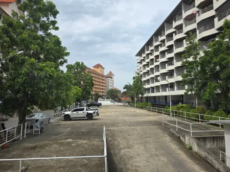 Jomtien Plaza Residence