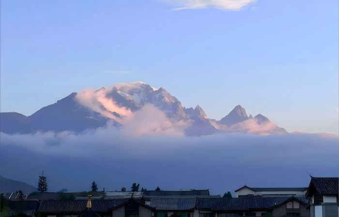 Xingxing Suxu · Snow Mountain Scenic Beauty Stay (The Old Town of Lijiang)