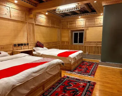 Kangding Meiduolinka Homestay Hotels in Yalong Village/Tywu Village Tomma Camping