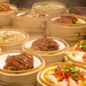 Xinghe Yuezhi·S Hotel (Guangzhou Railway Station Subway Station Baima Clothing City Branch)