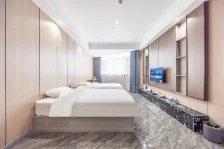 Yueyang Hotel (Wildlife Park Commercial Lane) Отели рядом с достопримечательностью «Kumbum Monastery»