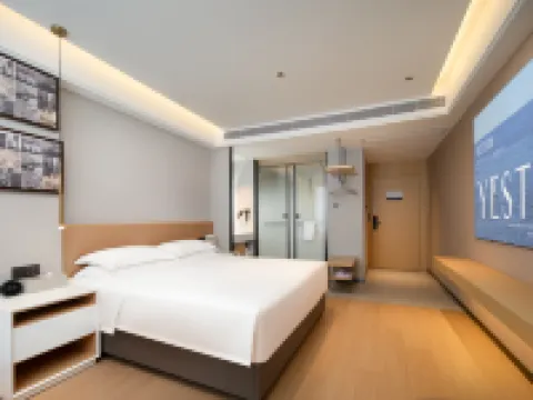 Yeste International Hotel (Wanning High speed Railway Station Branch) Hotels in Wanning