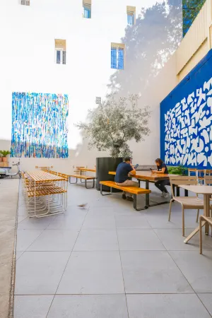 The People - Marseille