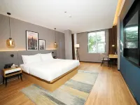 Country Inn & Suites by Radisson Hotel (Yishui Fuchunjiang Lu Road) Hotels near YiShui KeJiGuan