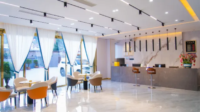 Ninglang Jinjia Grand Hotel