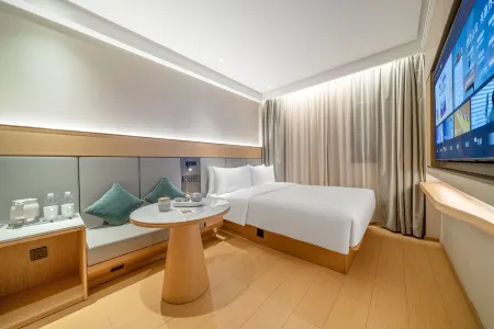 Ji Hotel (Hangzhou West Lake Hubin Pedestrian Street)