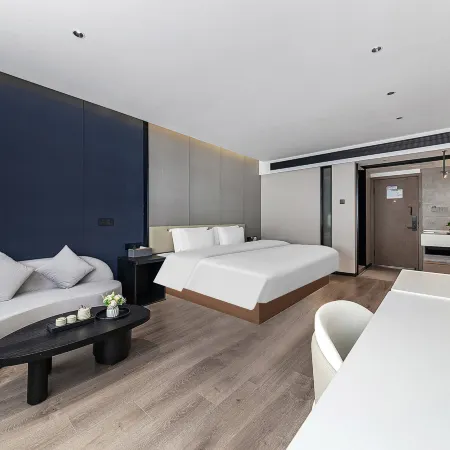 MAX Hotel