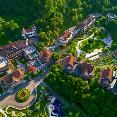 River & Holiday Hotel Hotels in der Nähe von Lehe Ledu Theme Park Holiday Group