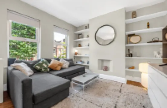 Unique 2 bedroom Flat in Heart of Walthamstow