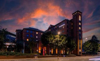 Crowne Plaza LEEDS by IHG