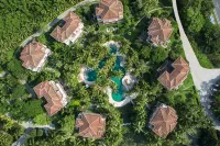Grand Mercure Sanya Yalong Bay فنادق في سانيا