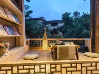 Longtan Youran Cottage Garden Homestay - bar