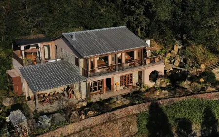 Shanyu Art Garden Homestay Отели рядом с достопримечательностью «The Gushan Spring Temple»