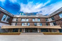Elegant Young Hotel
