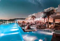 Cavo Tagoo Mykonos - 5-Star