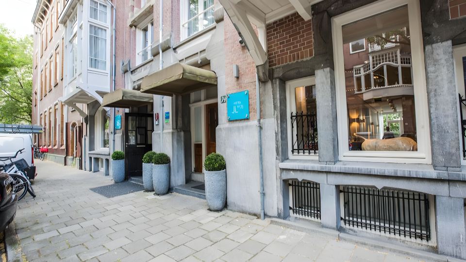 Hotel JL No76