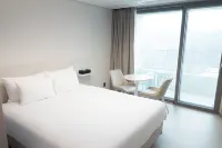 โรงแรม เวฟเวลเลนท์ ยางยาง