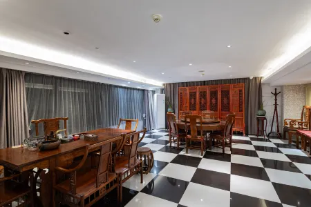 Xinbao Lijing Hotel (Shayang Hehua Road Food Street) Отели в г. Шаян