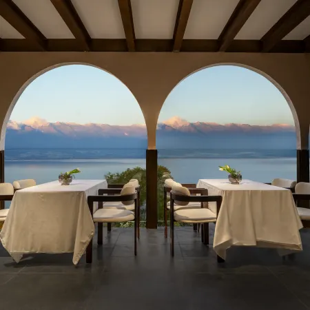 Xianyun Astrum Pool | Dessert · 360 ° Cliff Sea View Music Hot Spring Hotel (Dali Erhai Branch)