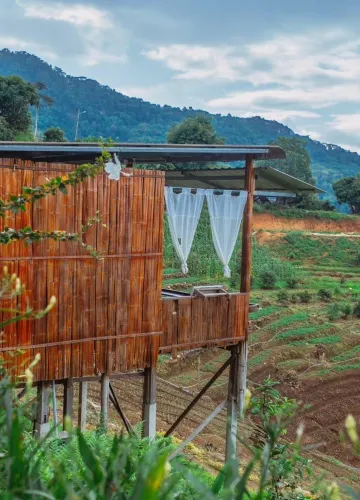 ใจ 9(เต็นท์มีอ่างอาบน้ำและระเบียง)