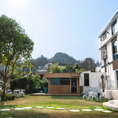 Xingyi City Huajian Xiaozhu Homestay