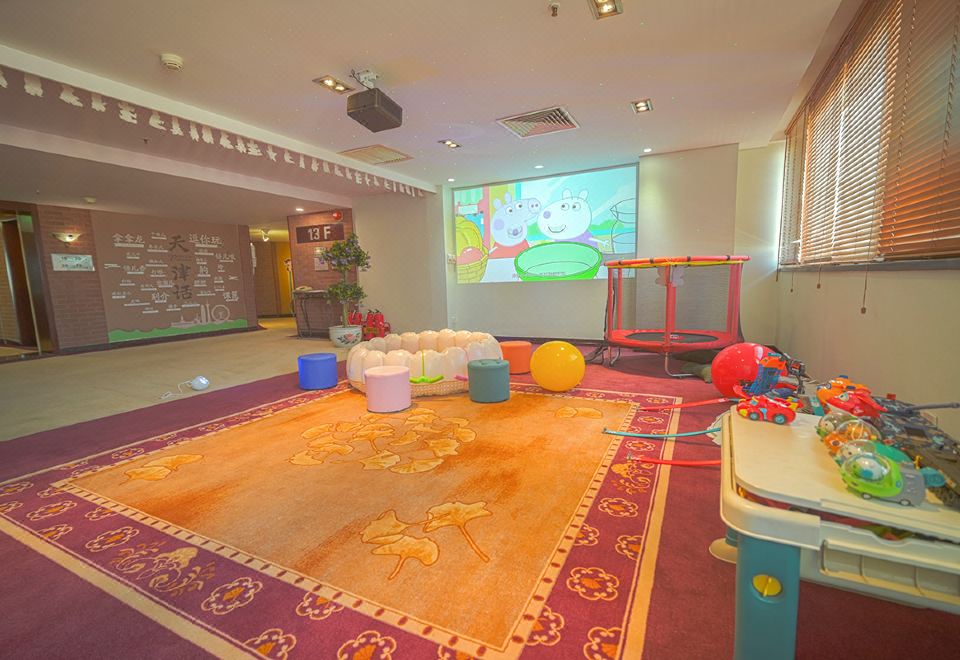 빅토리 호텔의 깔끔한 욕실 내부