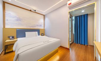 Weston Smart Hotel