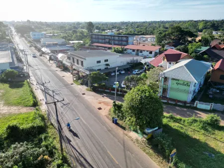 Khunnampheung Apartment