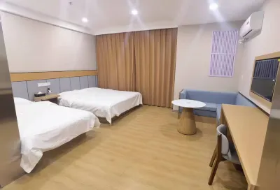 Jiayuguan Midway Hotel Hotels in 