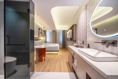 Wuyi jingchen hotel