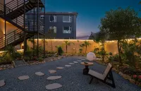 千山暮雪·日照金山丨全景酒店 Leisure Paradise（白沙古鎮店） 鄰近玉龍縣西文公交候車站的酒店