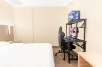 Moxi Esports Hotel (Guigang International Life Port High speed Railway Station, Guangxi) - Esports