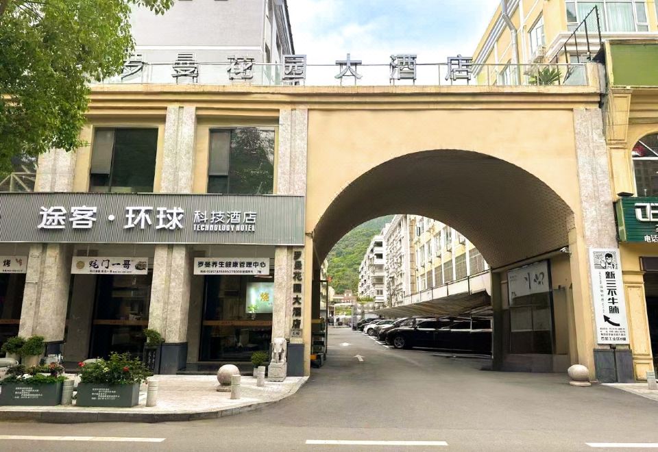 hotel overview picture