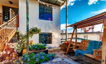 Naxi View Hotel (Lijiang Old Town)